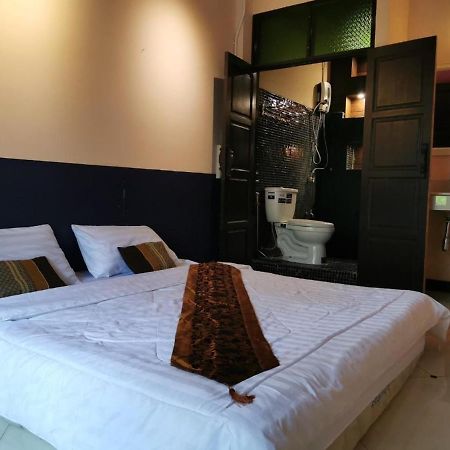 Madera House Chiang Mai Hotel Exterior photo